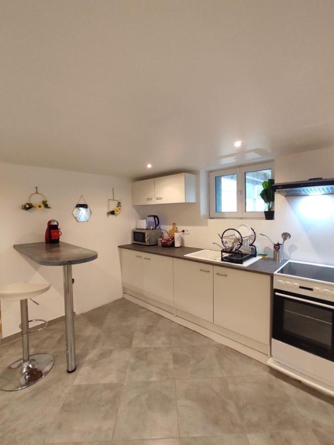 Appartement 100M2, Independant Dans Notre Maison Garennes-sur-Eure Luaran gambar